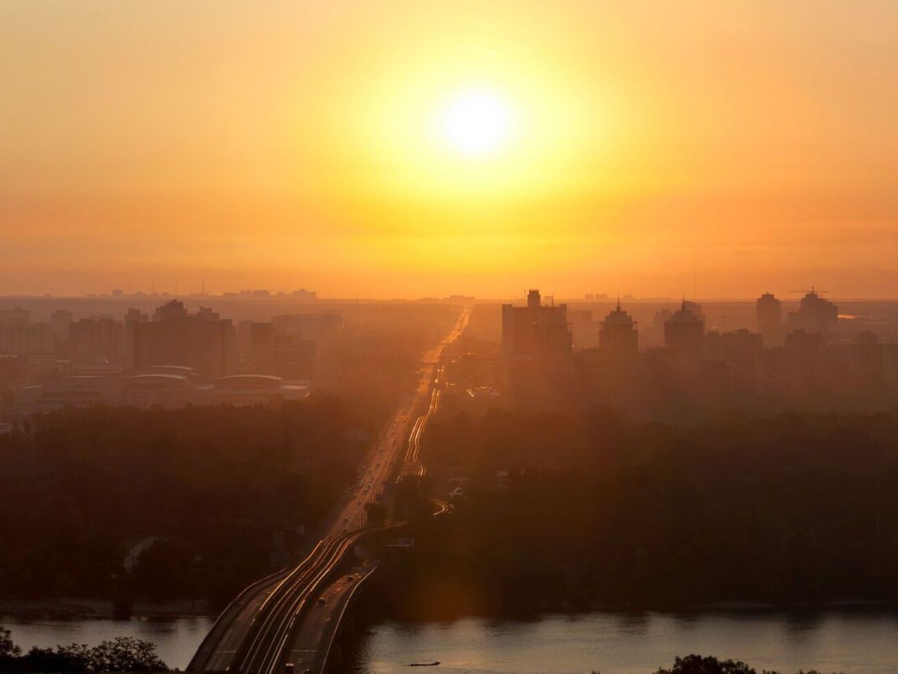 Оккупанты ночью пытались атаковать Киев