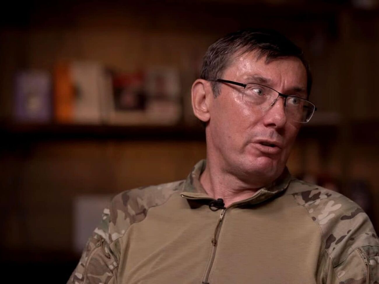 Цей тиждень – пік наших проблем і шансів у США та ЄС. І в цей момент немає ні порохоботів, ні зелефанів, тож бажаю Зеленському удачі