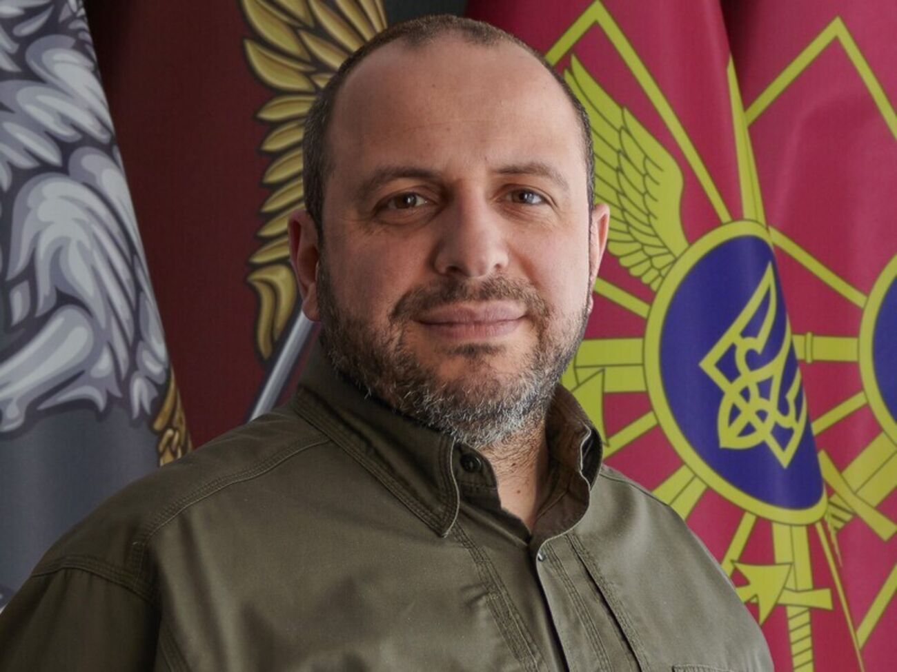 Умєров провів телефонну розмову з міністром оборони Угорщини