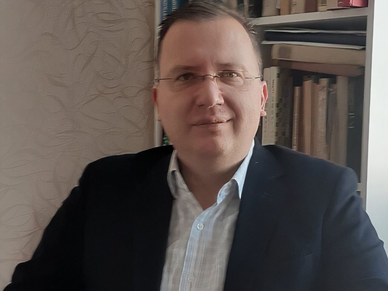 Цю війну Україна веде на залишках ВПК і "традиційної держави". "Маленьку державу у смартфоні" Путін захопив би досить швидко
