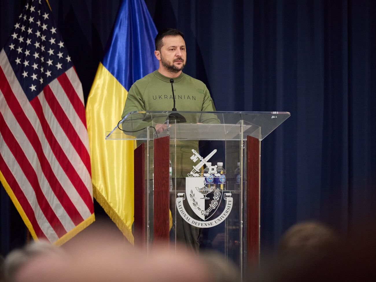 Зеленський: Відкинувши Путіна назад, ми позбавимо сенсу його агресію