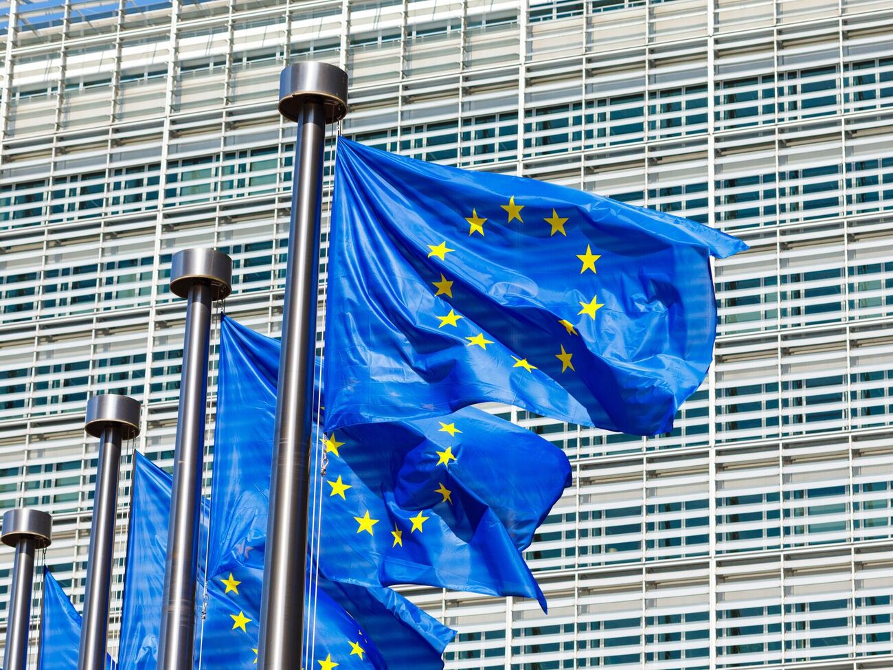 План Єврокомісії був відкладений з літа після того, як кілька країн – членів ЄС і Європейський центральний банк висловили занепокоєння