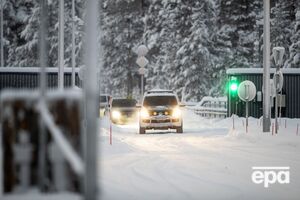 Фінляндія із 30 листопада повністю закрила всі сухопутні пункти пропуску на кордоні з РФ на два тижні через проблеми з нелегальними мігрантами