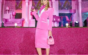 Фильм "Барби" претендует на победу в 10 номинациях "Золотого глобуса"