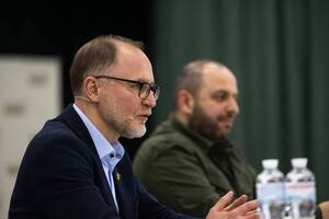 Коаліція дронів, технології для розвитку дронів є важливими, щоб просунутися у наближенні перемоги України, зазначив на брифінгу з Умєровим Спрудс