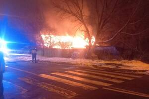 В Киеве из-за падения обломков российских ракет возникли пожары