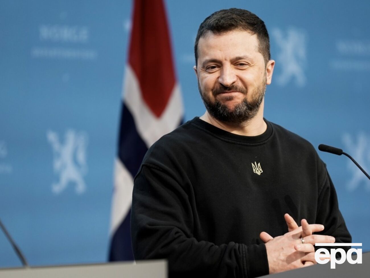 Зеленский: Нам надо организовать конструктивную встречу между нашими государствами