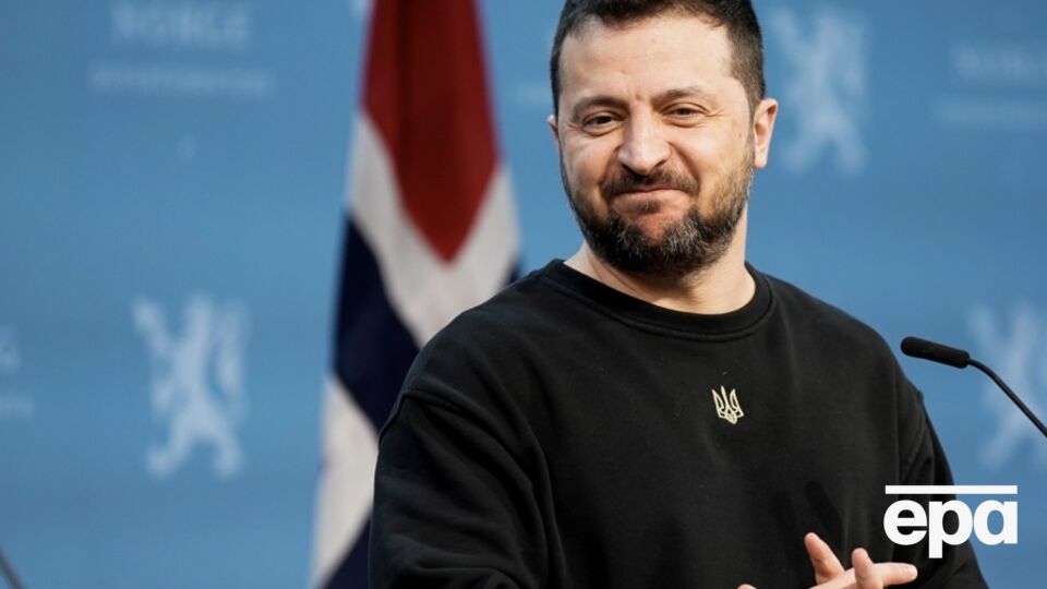 Зеленский: Нам надо организовать конструктивную встречу между нашими государствами