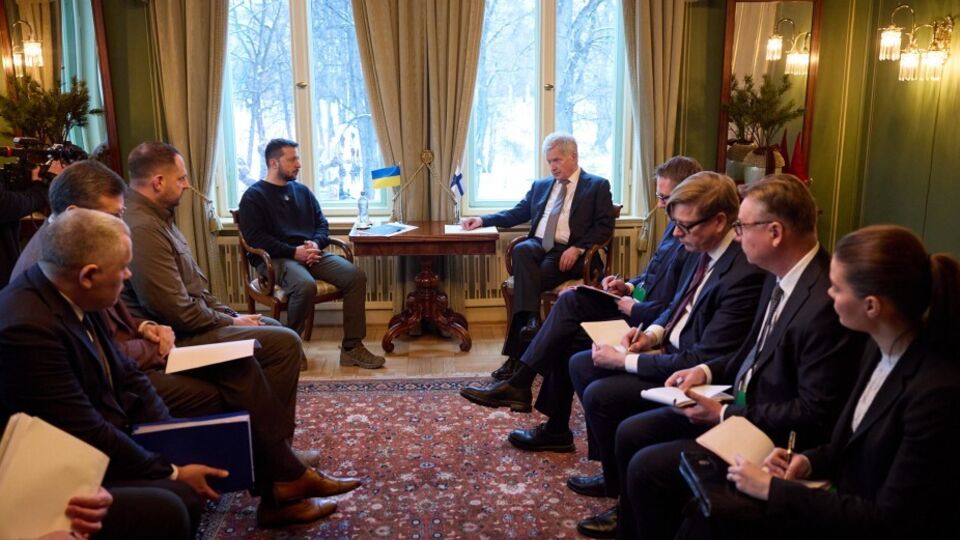 Зеленский встретился с Нийнисте в ходе визита в Осло 13 декабря