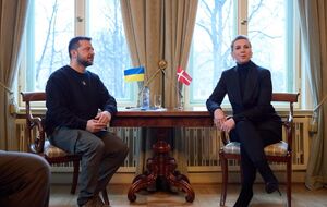 Зеленский выразил благодарность Фредериксен за военную помощь Украине от Дании