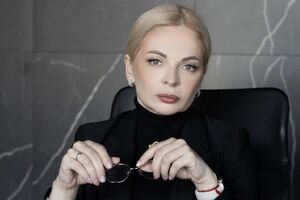 Заради високих відсотків наші посередники віддають іноземним виробникам зброї більше державних грошей. На аукціонах Україна торгується сама із собою