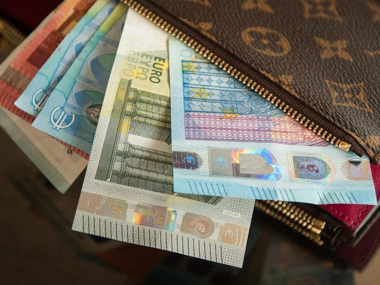 Єврокомісія зазначила, що кошти можуть знову заблокувати