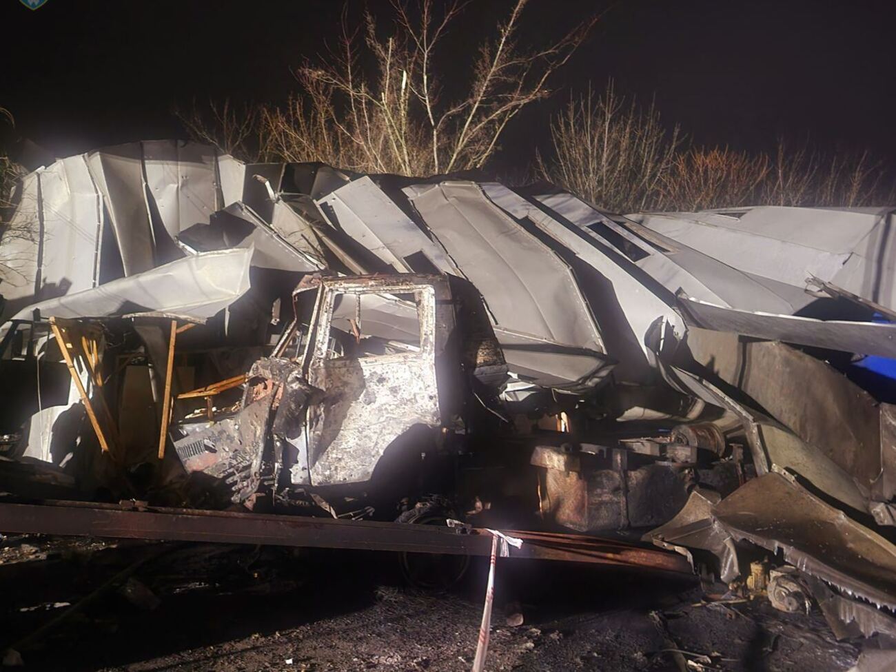 Один из сбитых российских дронов упал на территорию коммунального авторемонтного предприятия в Одессе, отметили силы обороны юга Украины