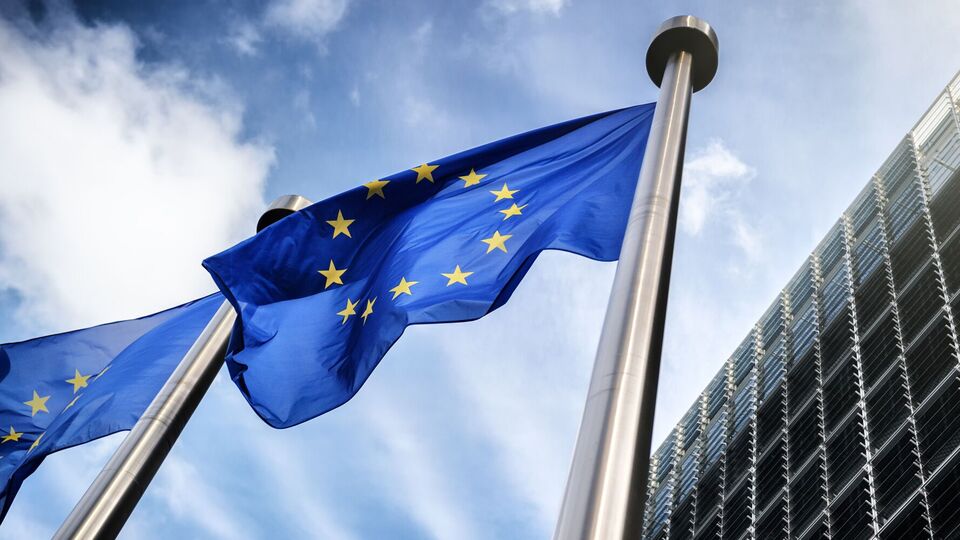 ЄС закликав використовувати кошти від заморожених російських активів для допомоги Україні