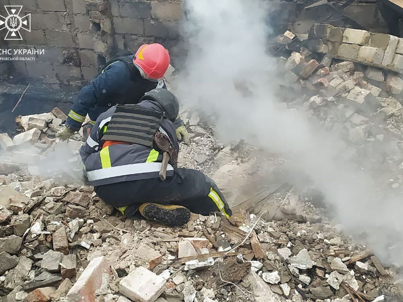 Оккупанты продолжают артиллерийскими ударами разрушать инфраструктуру в более чем 10 областях Украины