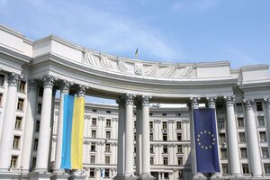 МИД ожидает скорейшего начала подготовки Европейской комиссией мандата на переговоры по вступлению Украины в ЕС