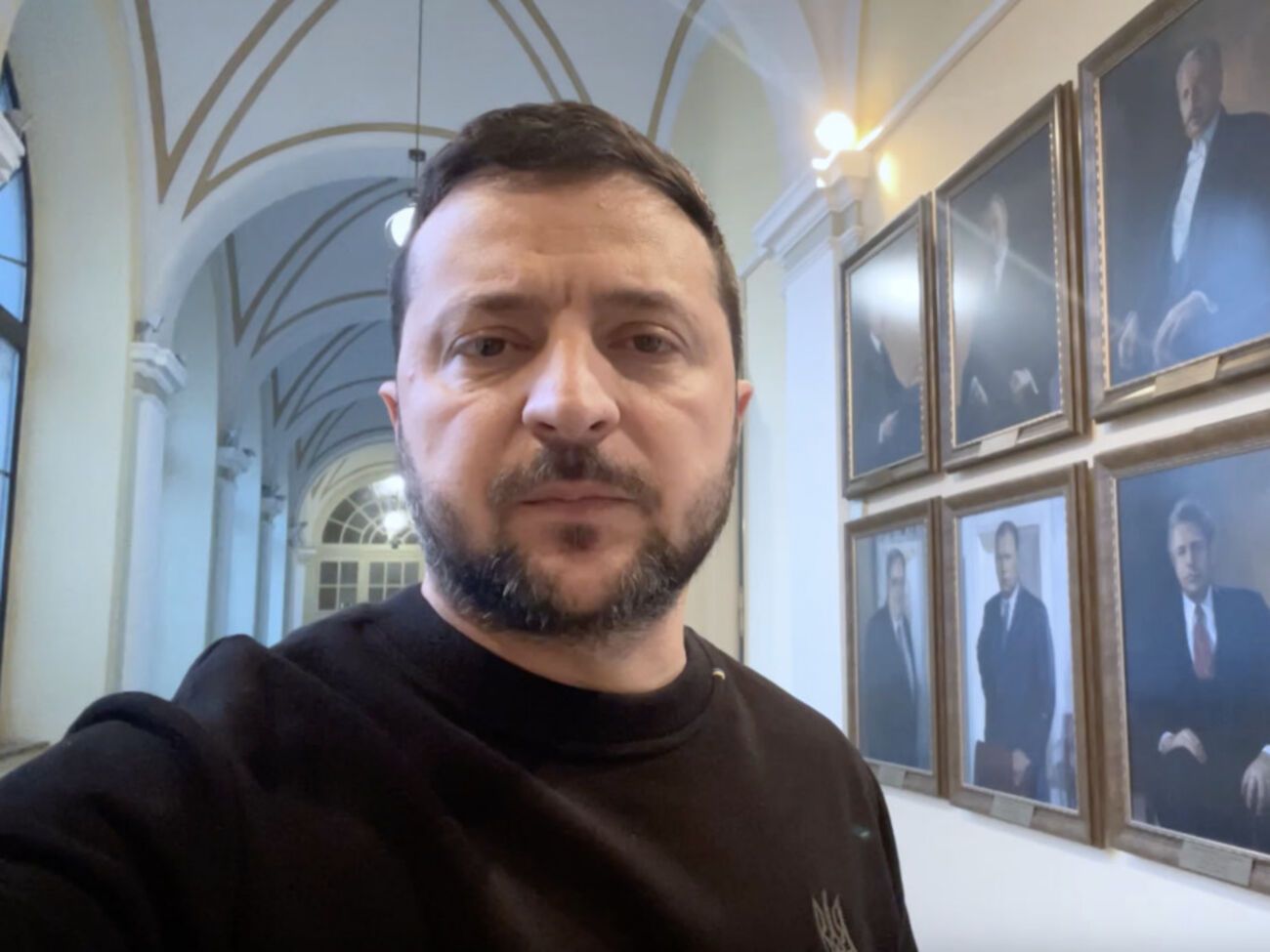 Зеленський: Будь ласка, дбайте про людей. Дбайте про Україну