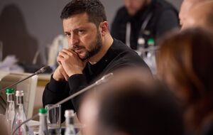 Зеленский: Прошу вас не давать возможности мне тратить время именно на такую деятельность