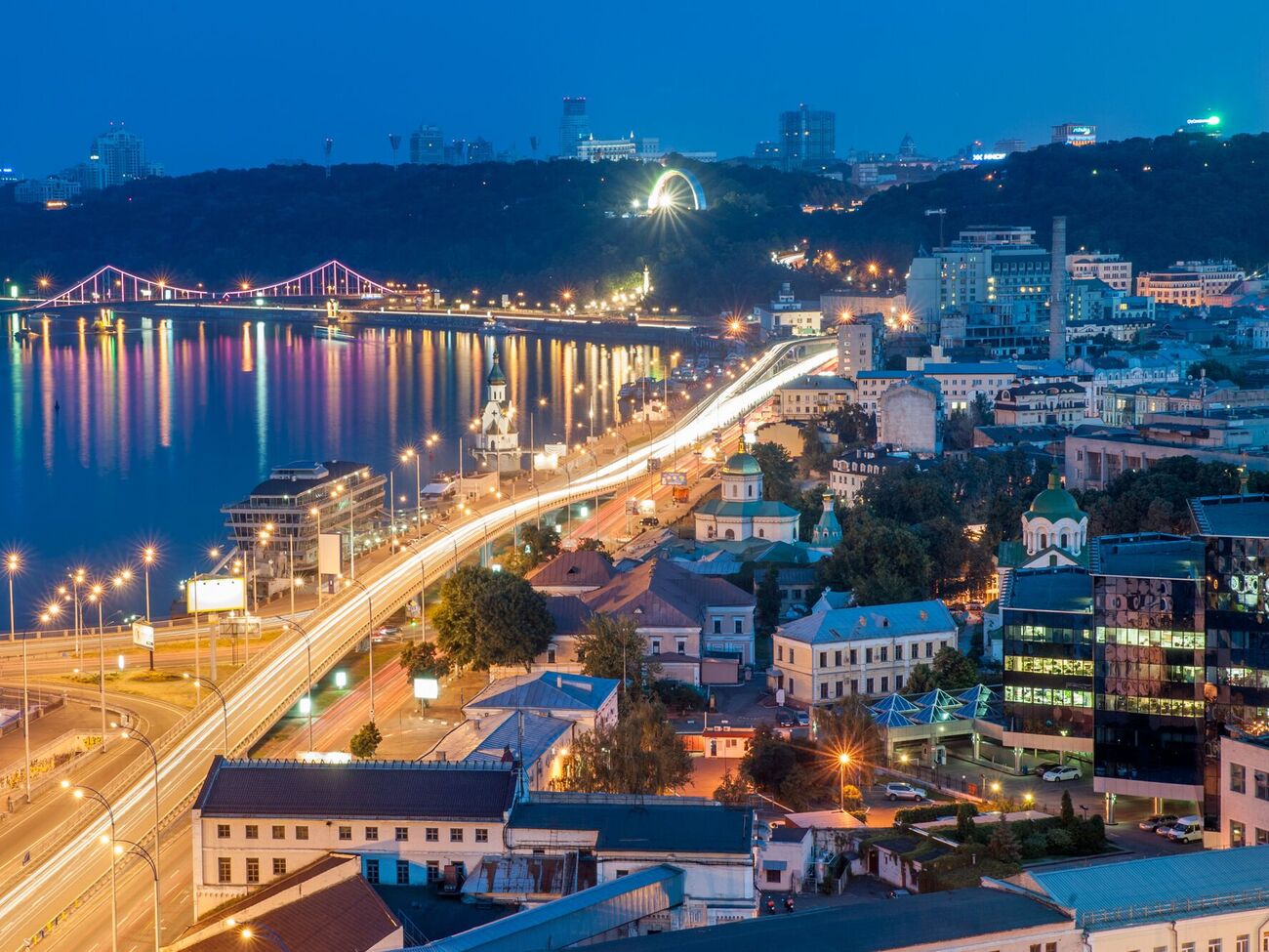 В Киеве в ночь с 15-го на 16 декабря объявили воздушную тревогу