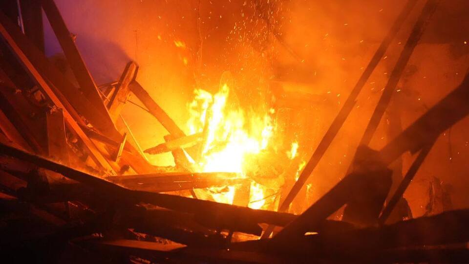 Один зі збитих безпілотників упав у житловий квартал в Одеському районі й вибухнув