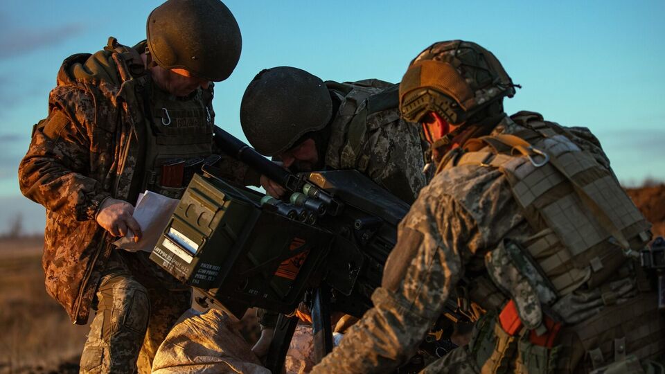 На херсонському напрямку сили оборони утримують зайняті позиції на лівобережжі Дніпра