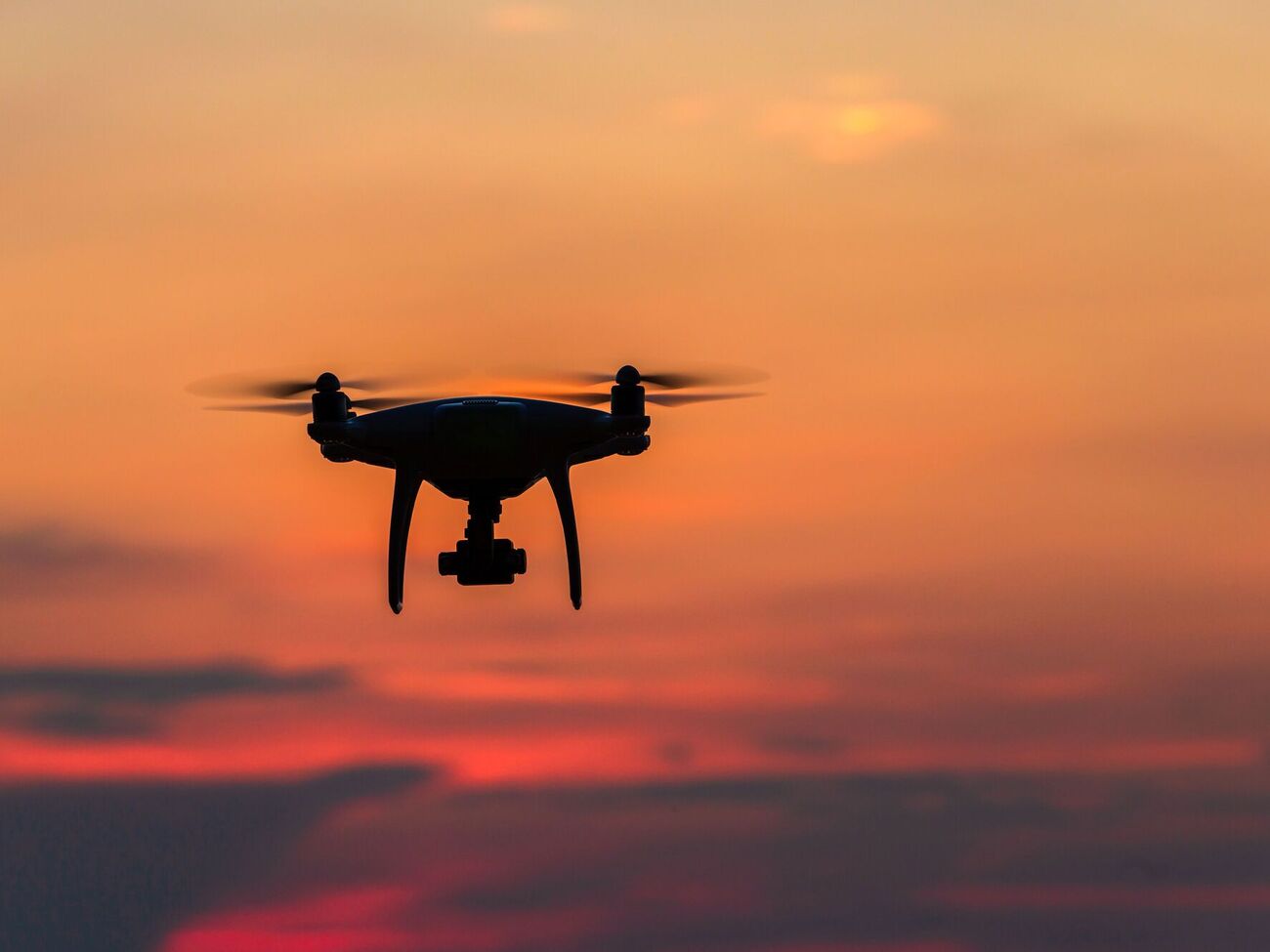 Украинская сторона информацию россиян о ночной атаке беспилотников пока не комментировала