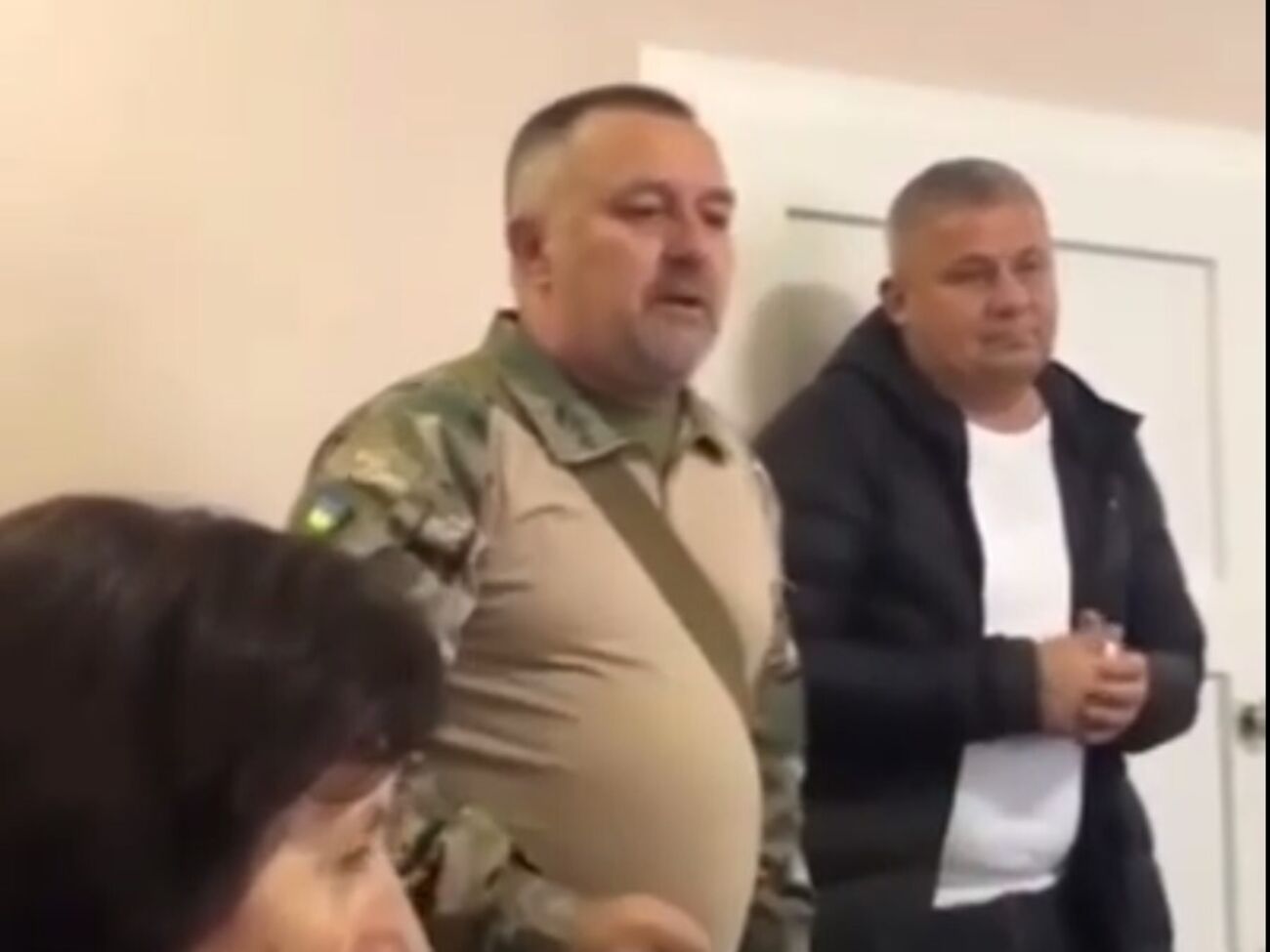 Вибуху в будівлі сільради передувала суперечка депутатів із військовим