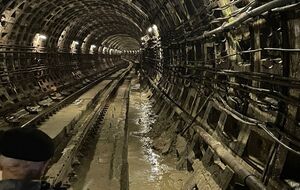 Брагинский отметил, что в тоннель попала вода с песком