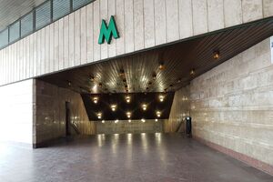 Станції метро працюють як укриття, зазначив Брагінський