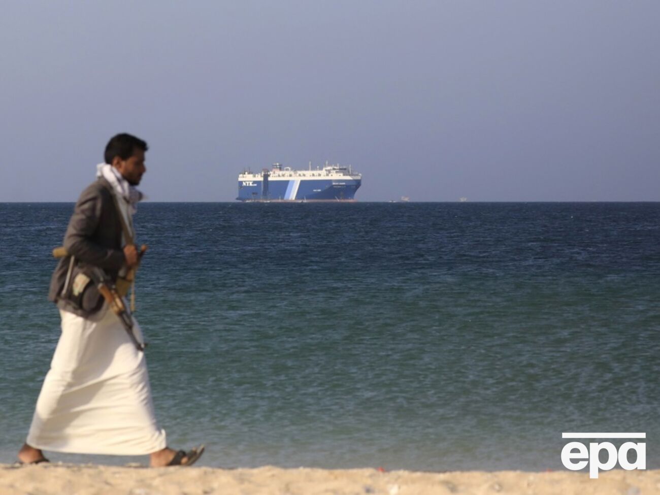 Хуситы взяли на себя ответственность за нападения на суда