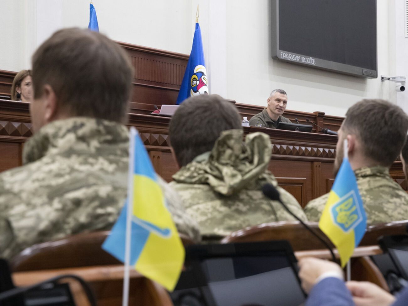 Віталій Кличко: Київ залучив і передав захисникам 169 авто, 2400 бронежилетів, 2000 аптечок, БПЛА, медобладнання, медикаменти, продукти харчування, Starlink
