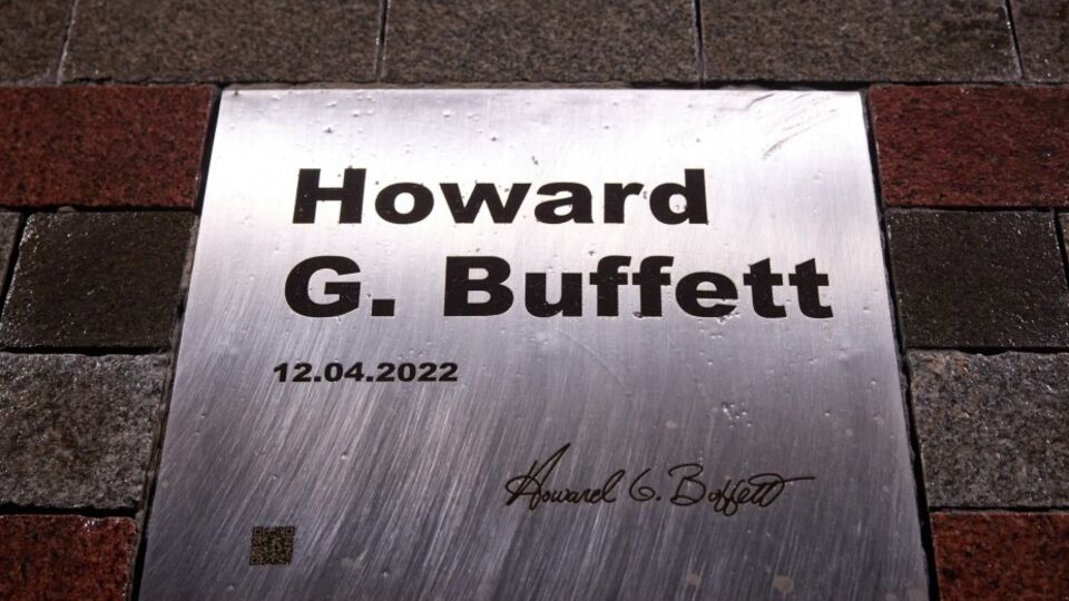 Ім'я Баффета – серед імен лідерів, які поруч з Україною з перших днів повномасштабного вторгнення РФ, зазначив Зеленський