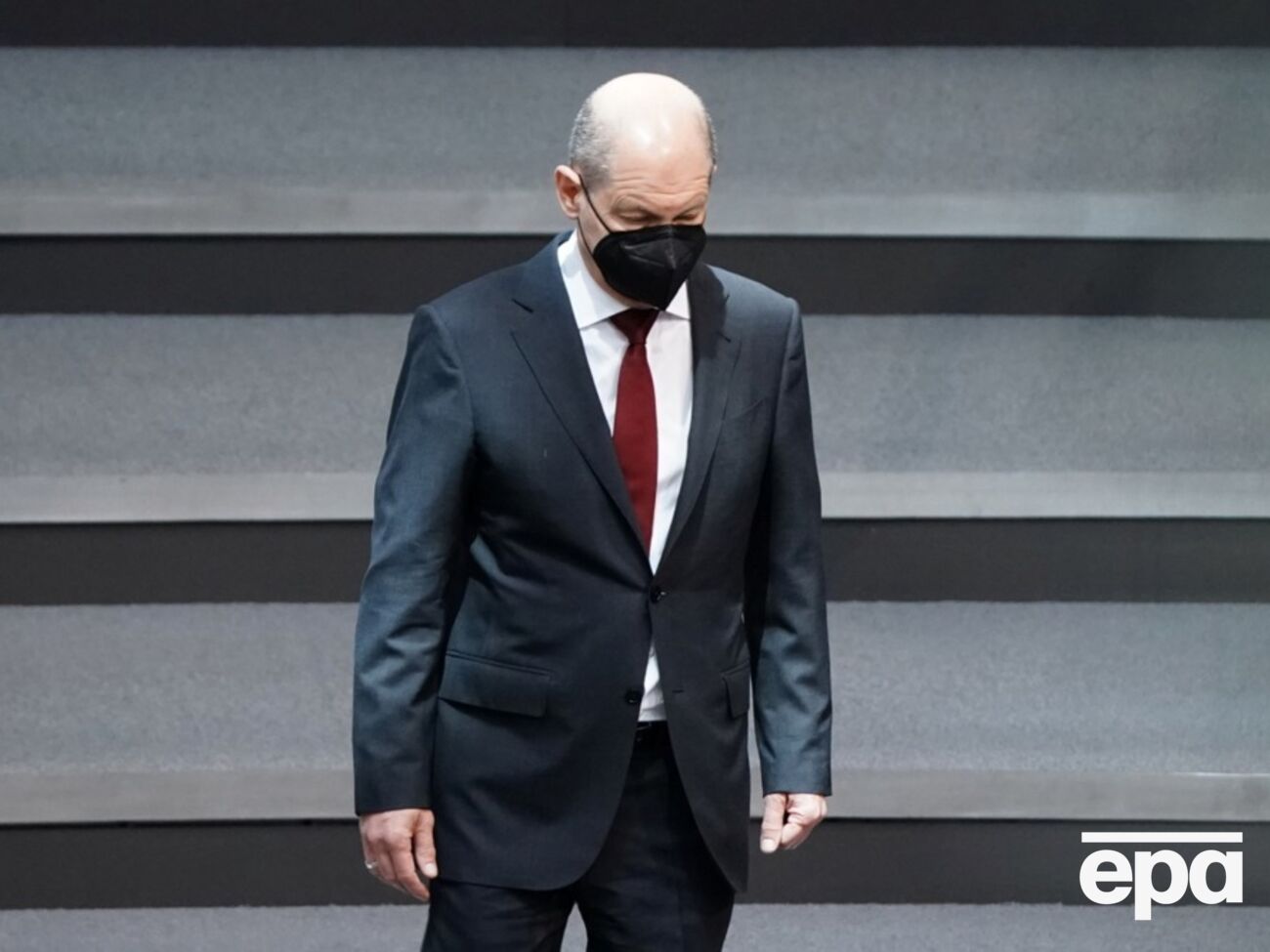 Шольц ожидает, что симптомы коронавирусной инфекции у него будут легкими