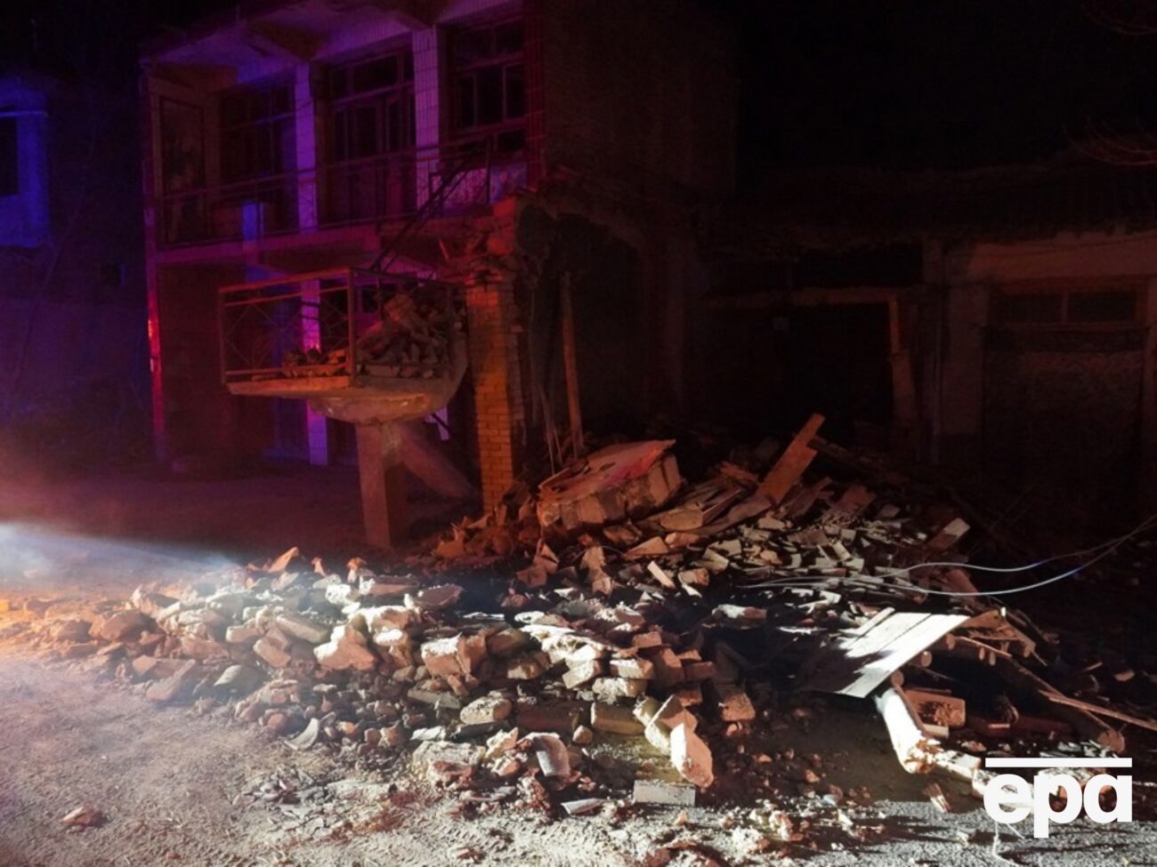 У постраждалих провінціях зруйновано понад 5 тис. будинків