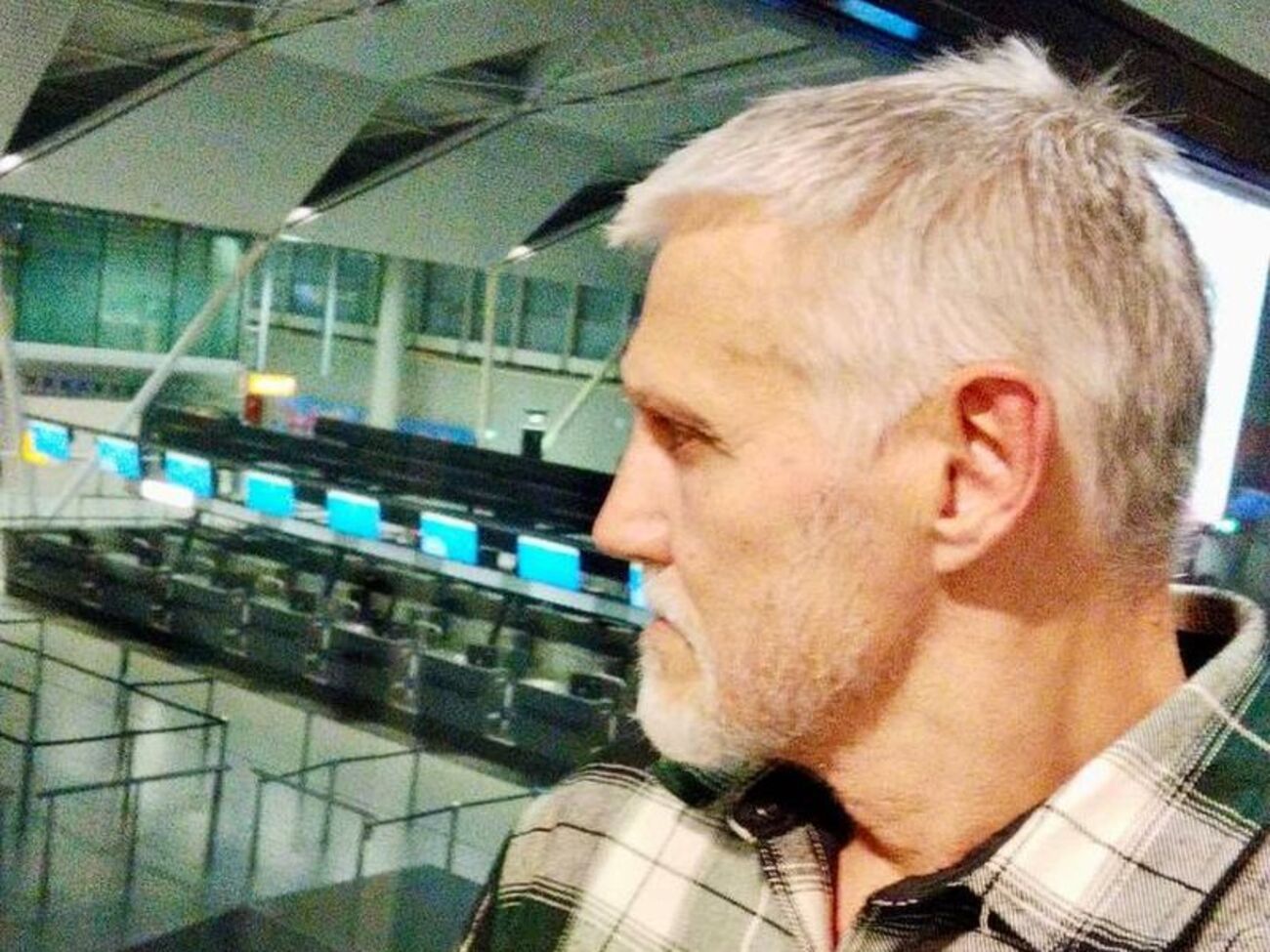 Російський ексофіцер прилетів у Нідерланди, щоб здатися МКС