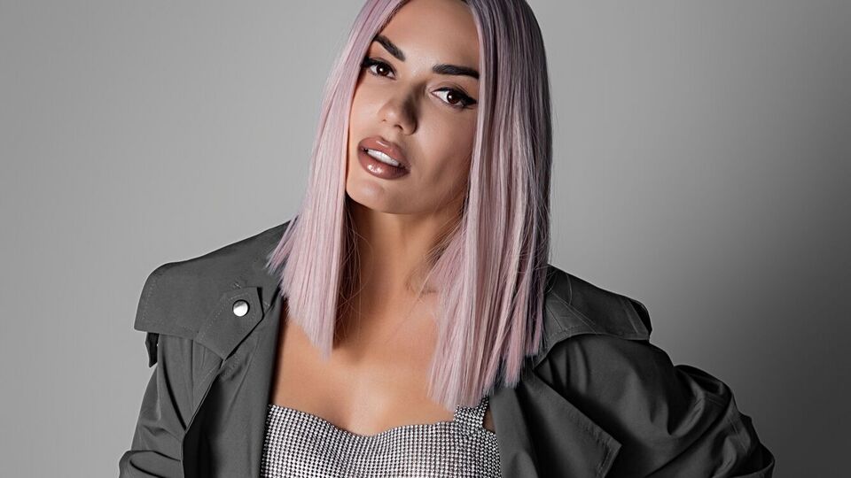 Alena Magdalen супроводила пост хештегом "гумор"