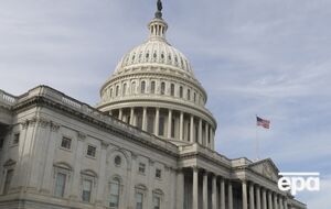 В оставшееся в этом году время переговорщики двух партий "продолжат добросовестно работать" над сделкой, заявляют в Сенате