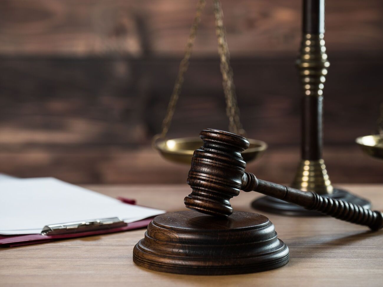 Осужденные содействовали врагу во время оккупации части Харьковской области