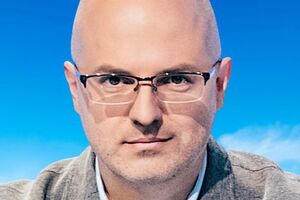 Ми і зараз не такі вже й далекі від мети – 1 млн дронів на рік. І грошей вистачає. Проблема – у створенні підрозділів, які готові ефективно їх застосовувати