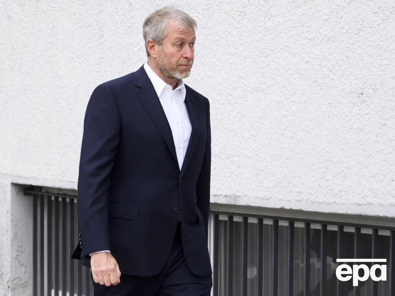 Абрамович подавал иск против Европейского совета