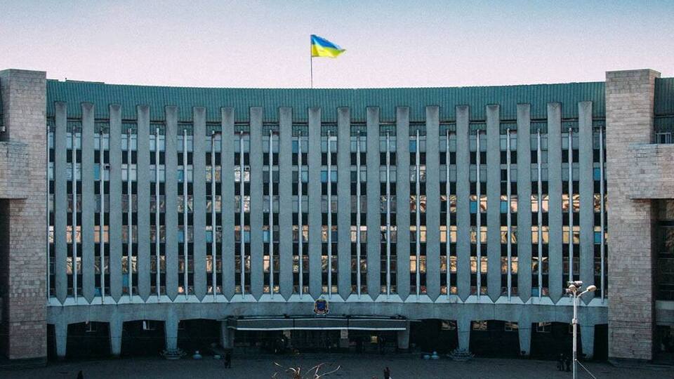 Мер Дніпра пообіцяв довести декомунізацію "до кінця"