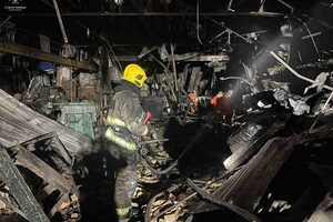 Обломки дронов и пожар повредили несколько зданий