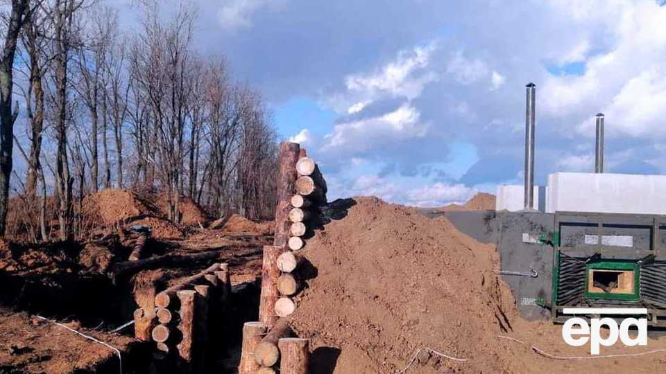 Влада України закликала пришвидшити будівництво фортифікацій