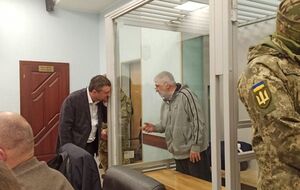 Суд оставил Коломойского под стражей до 26 января 2024 года, отметили СМИ