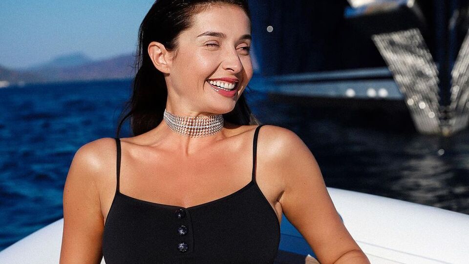 Ярославская проживет за границей