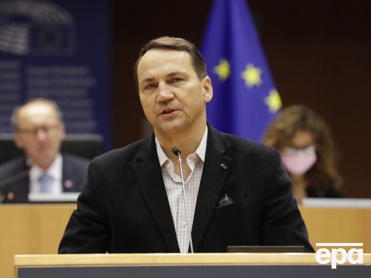 По данным СМИ, Сикорский в Киеве выступит в Раде