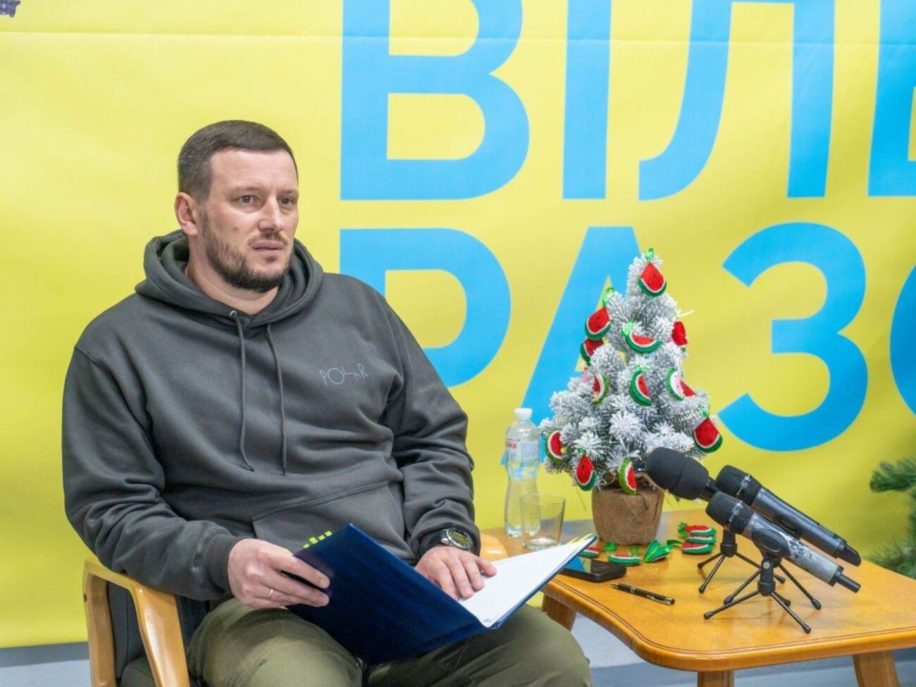 По словам Прокудина, мать мальчика спасли из петли