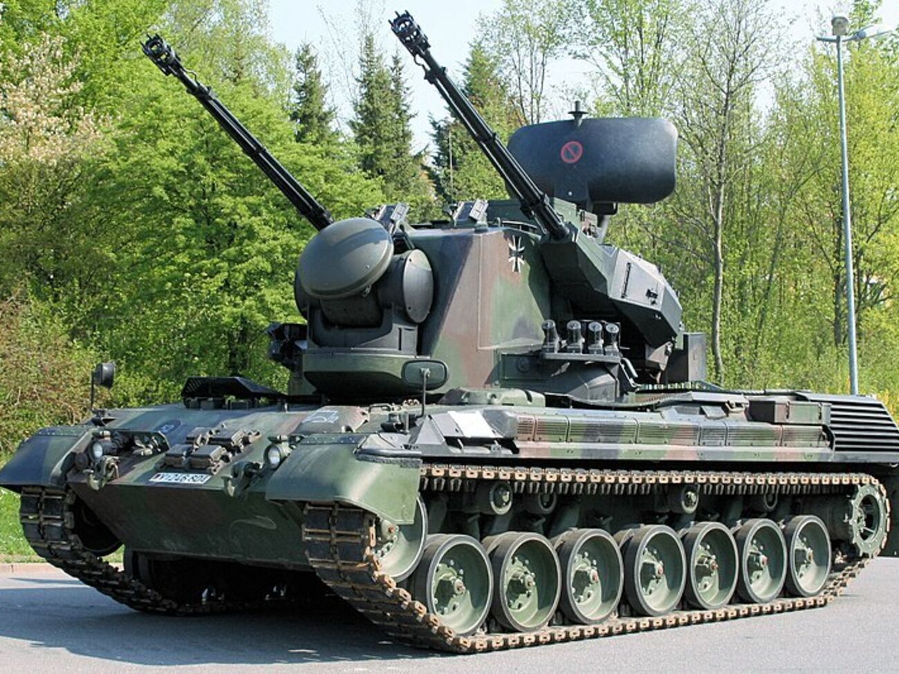 Германия передала Украине три зенитные самоходные установки Gepard