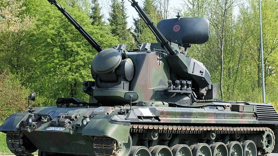 Германия передала Украине три зенитные самоходные установки Gepard