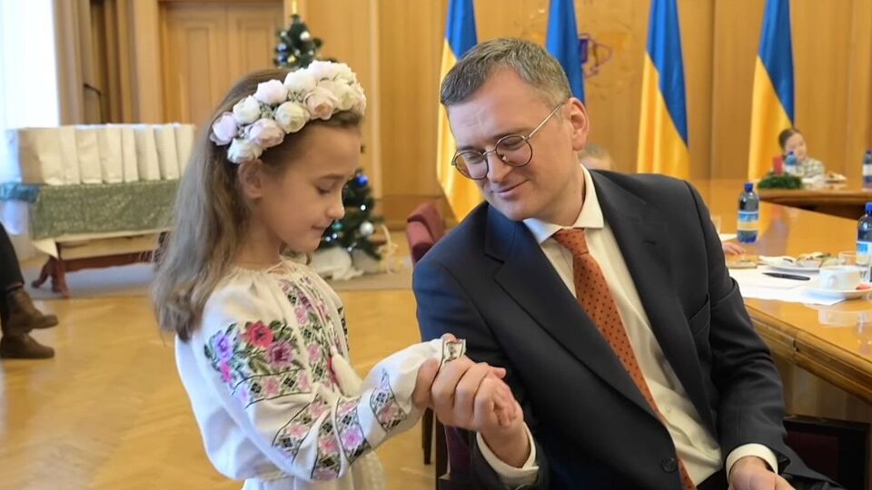 Кулеба рассказал детям, как зачитал в Генассамблее ООН военные дневники украинских детей